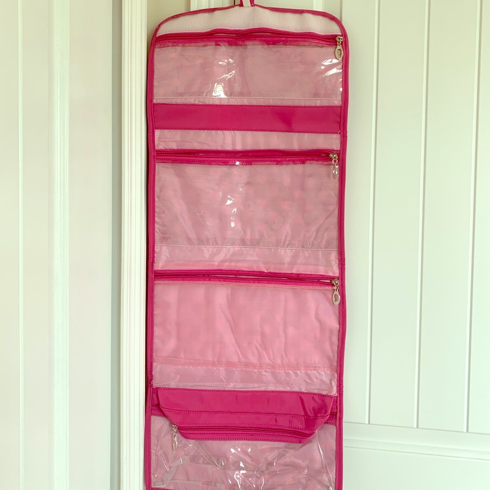 Travel jewelry case